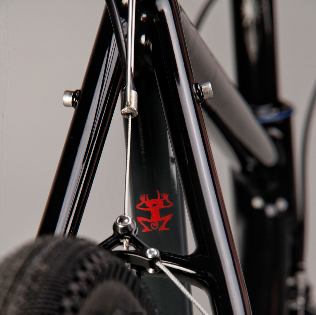 Vetra Chimera Black © Vetra Bikes; Photo by Beatriz Rodriguez; 2022